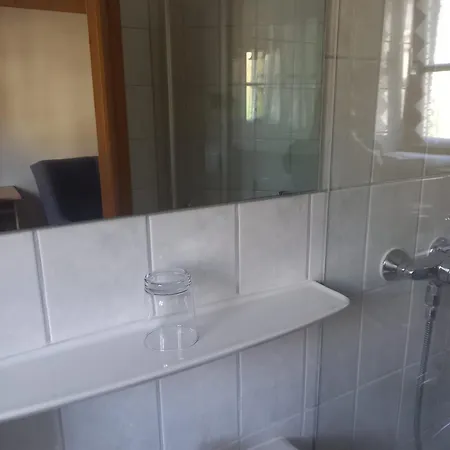 מלון Gaestehaus Gross אשהיים